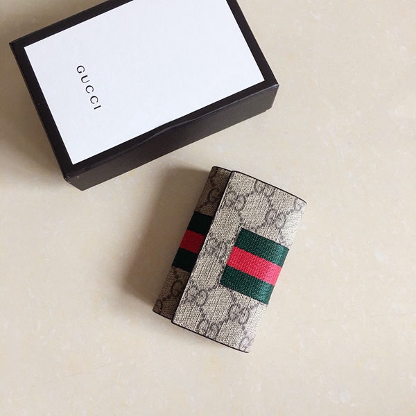 グッチ財布 レプリカ正面デザイン